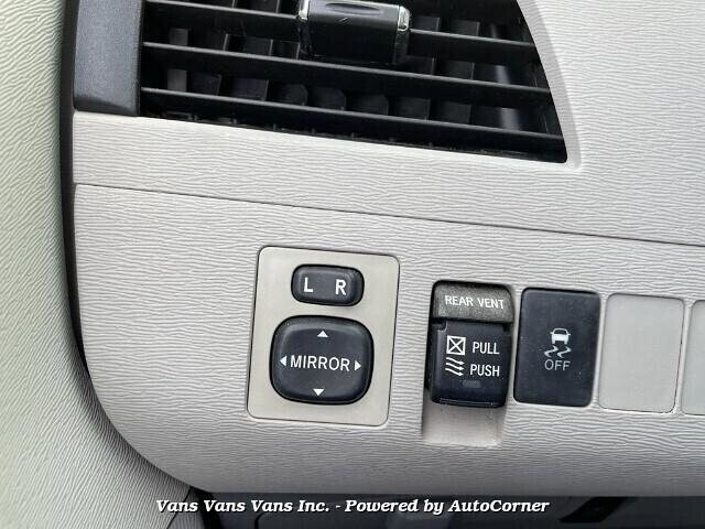 2012 Toyota Sienna in Blauvelt, NY 10913 - 2167507 79