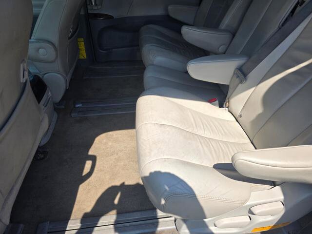 2012 Toyota Sienna in Blauvelt, NY 10913 - 2167507 36