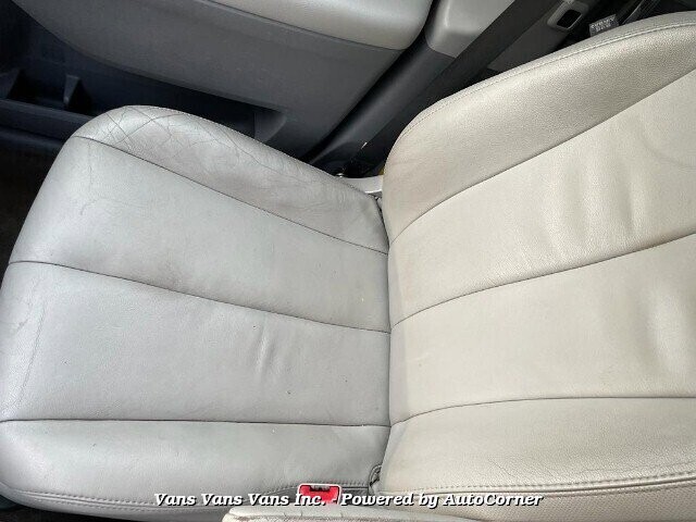 2012 Toyota Sienna in Blauvelt, NY 10913 - 2167507 151