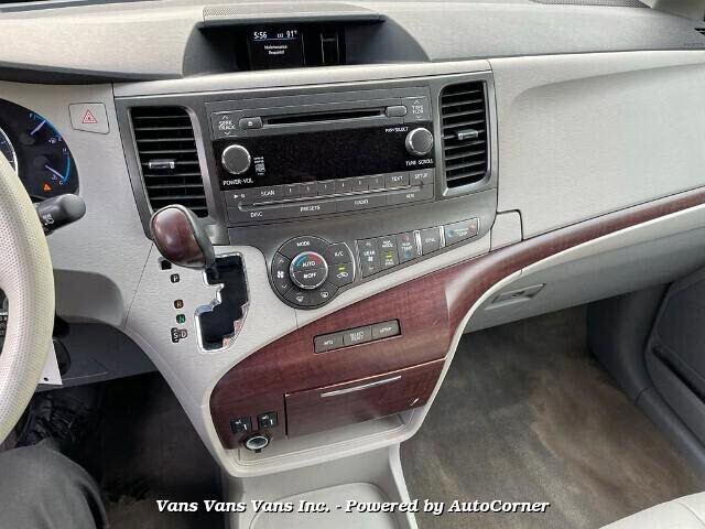 2012 Toyota Sienna in Blauvelt, NY 10913 - 2167507 87