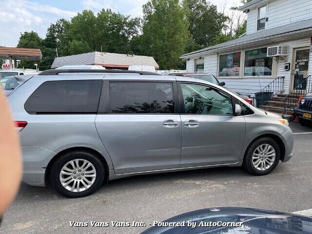 2012 Toyota Sienna in Blauvelt, NY 10913 - 2167507 74