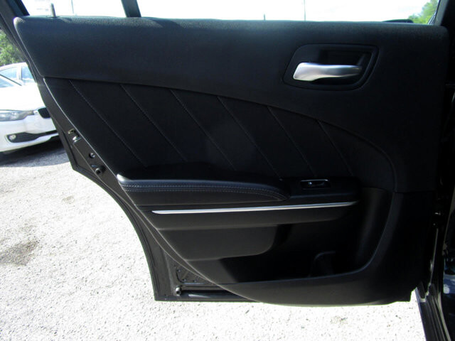 2016 Dodge Charger in Tampa, FL 33604-6914 - 2168050 71