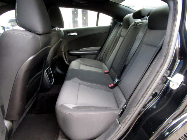 2016 Dodge Charger in Tampa, FL 33604-6914 - 2168050 9