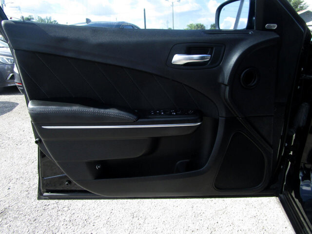 2016 Dodge Charger in Tampa, FL 33604-6914 - 2168050 69