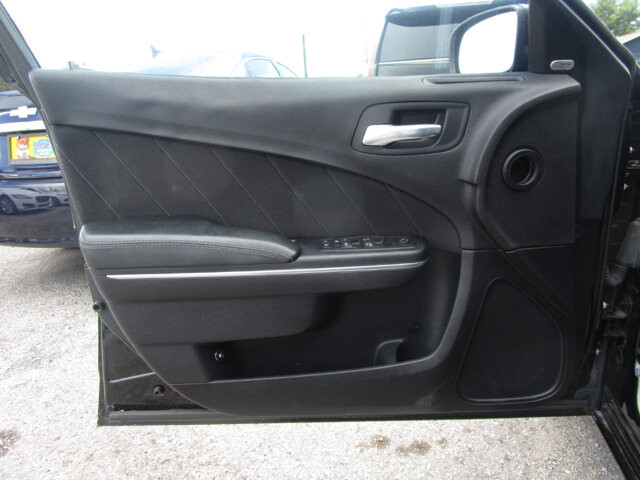 2016 Dodge Charger in Tampa, FL 33604-6914 - 2168050 15