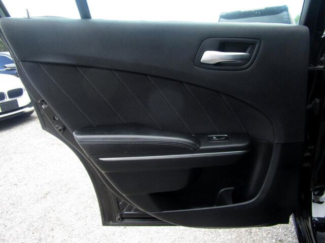 2016 Dodge Charger in Tampa, FL 33604-6914 - 2168050 13