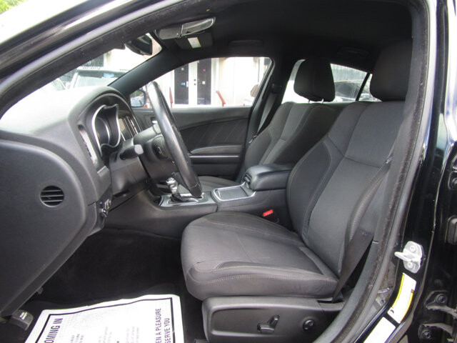 2016 Dodge Charger in Tampa, FL 33604-6914 - 2168050 35