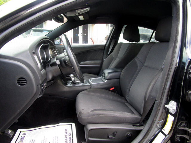 2016 Dodge Charger in Tampa, FL 33604-6914 - 2168050 7