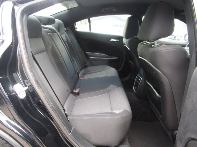 2016 Dodge Charger in Tampa, FL 33604-6914 - 2168050 36