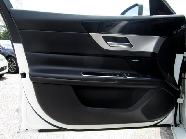 2017 Jaguar XF in Tampa, FL 33604-6914 - 2169008 78