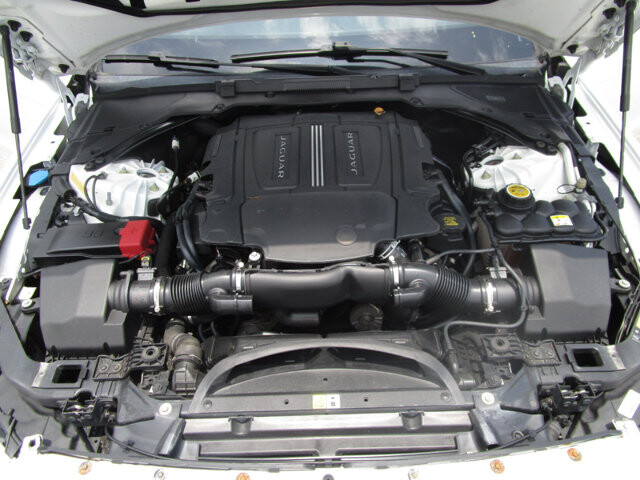 2017 Jaguar XF in Tampa, FL 33604-6914 - 2169008 54