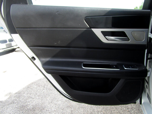 2017 Jaguar XF in Tampa, FL 33604-6914 - 2169008 111