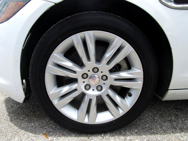 2017 Jaguar XF in Tampa, FL 33604-6914 - 2169008 22