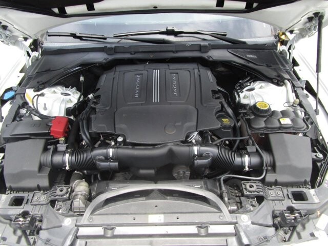 2017 Jaguar XF in Tampa, FL 33604-6914 - 2169008 23