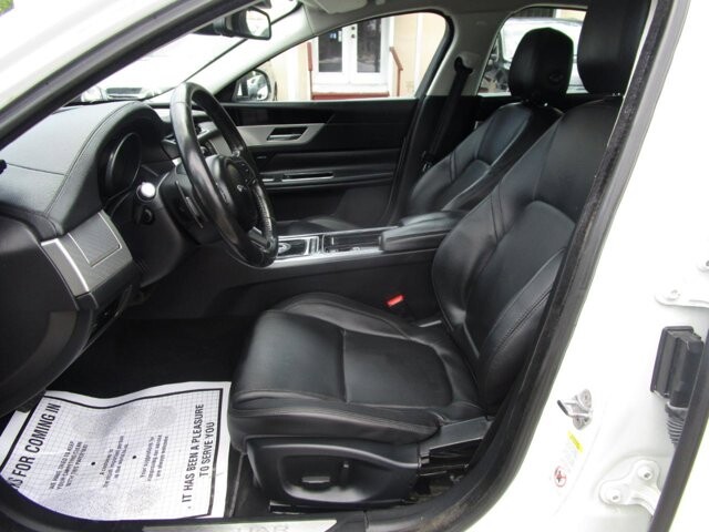 2017 Jaguar XF in Tampa, FL 33604-6914 - 2169008 9