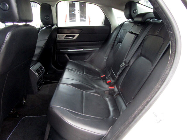 2017 Jaguar XF in Tampa, FL 33604-6914 - 2169008 11