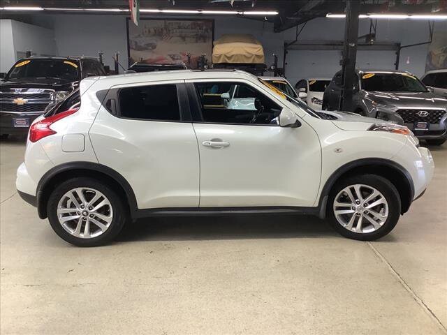 2012 Nissan Juke in Chicago, IL 60659 - 2169010 6