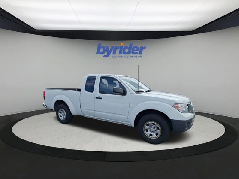 2016 Nissan Frontier in Green Bay, WI 54304 - 2170344