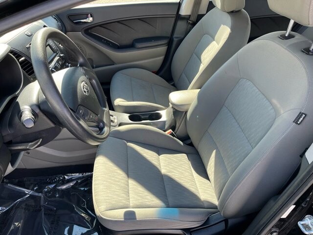 2015 Kia Forte in Commerce, GA 30529 - 2172619 14