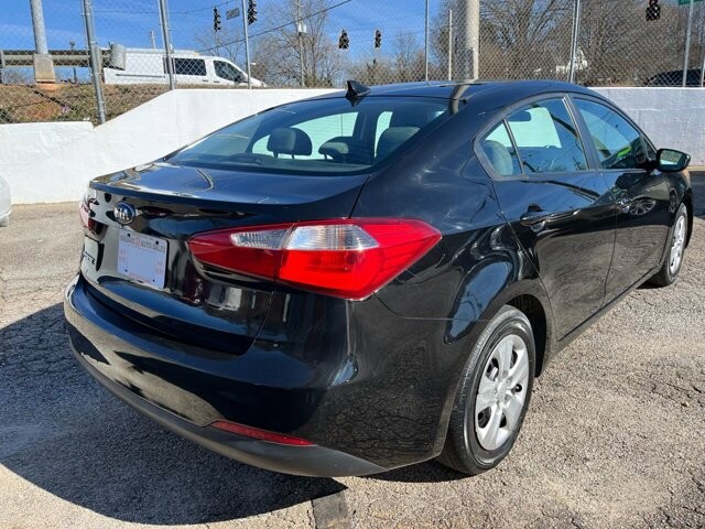 2015 Kia Forte in Commerce, GA 30529 - 2172619 5