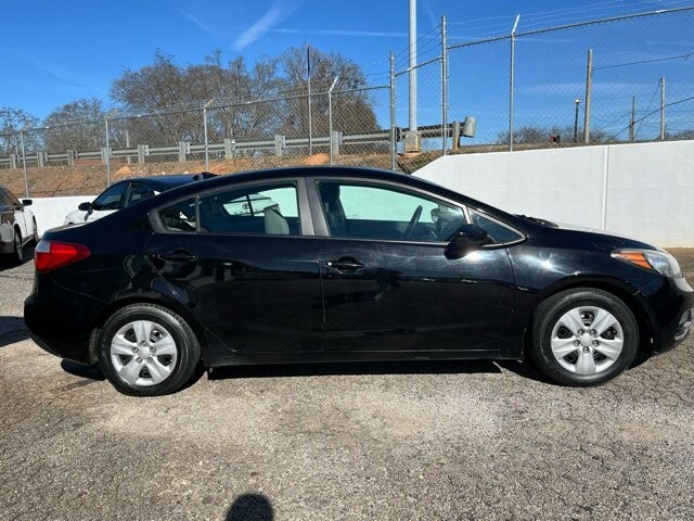 2015 Kia Forte in Commerce, GA 30529 - 2172619 4