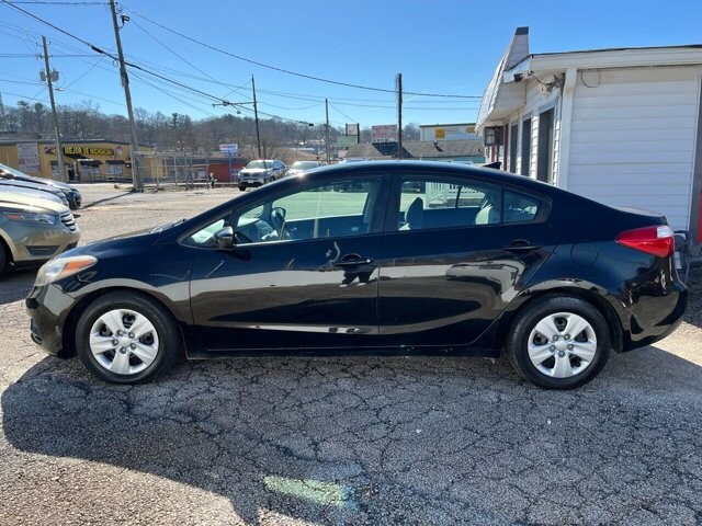 2015 Kia Forte in Commerce, GA 30529 - 2172619 8
