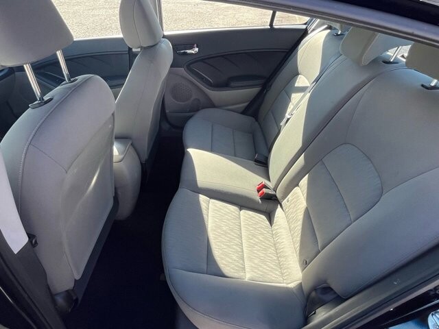 2015 Kia Forte in Commerce, GA 30529 - 2172619 11