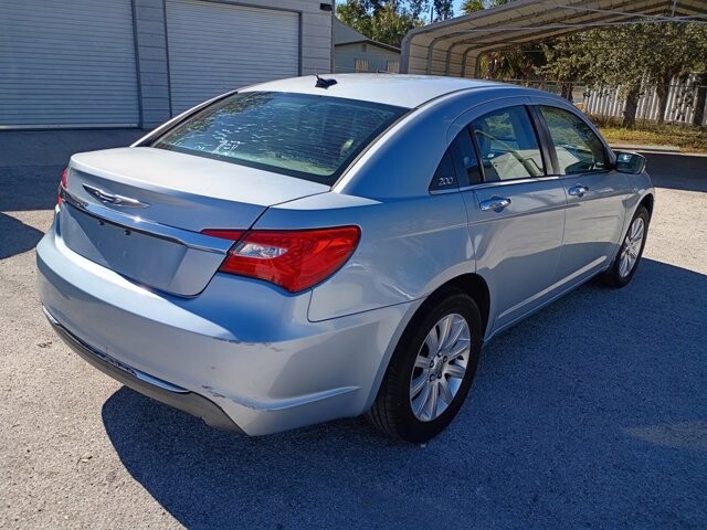 2013 Chrysler 200 in Hudson, FL 34669 - 2176733 8