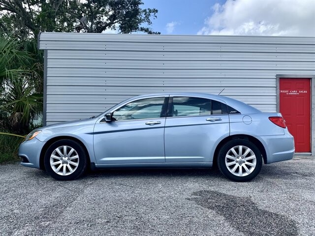 2013 Chrysler 200 in Hudson, FL 34669 - 2176733 5