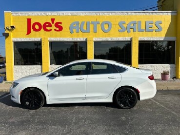 2016 Chrysler 200 in Indianapolis, IN 46222-4002