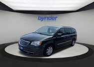 2012 Chrysler Town & Country in Milwaukee, WI 53221 - 2178627 6