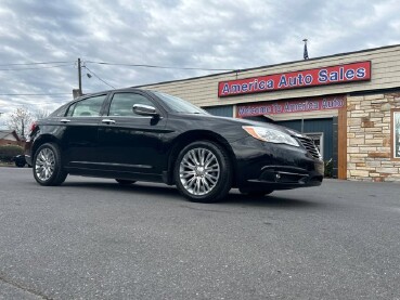 2012 Chrysler 200 in Roanoke, VA 24012