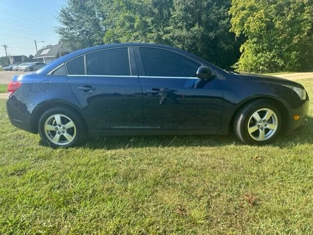 2011 Chevrolet Cruze in Commerce, GA 30529 - 2180735 16