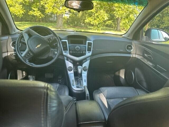 2011 Chevrolet Cruze in Commerce, GA 30529 - 2180735 22
