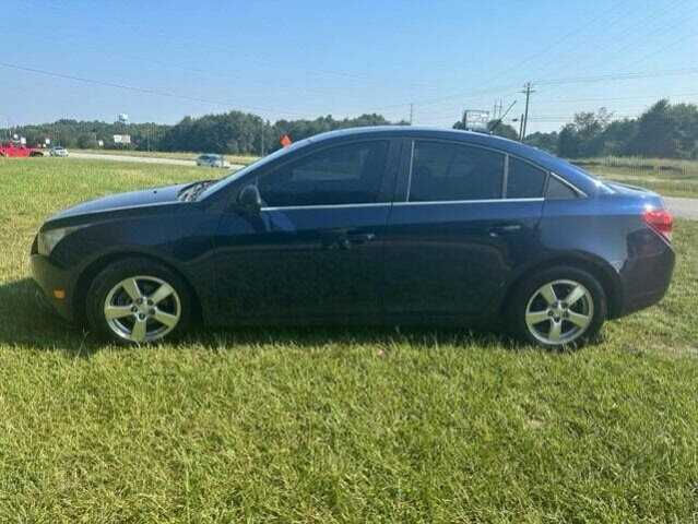 2011 Chevrolet Cruze in Commerce, GA 30529 - 2180735 17