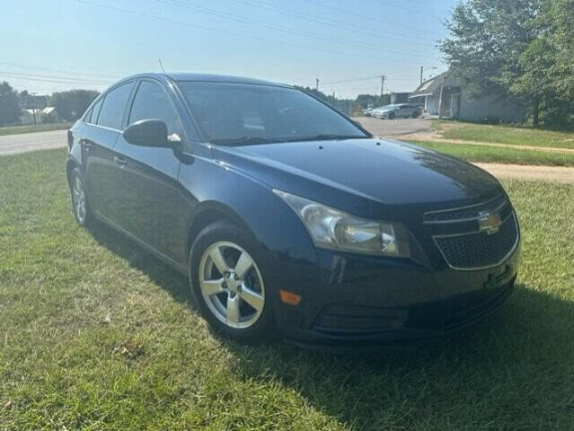2011 Chevrolet Cruze in Commerce, GA 30529 - 2180735 12