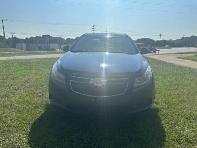 2011 Chevrolet Cruze in Commerce, GA 30529 - 2180735 3
