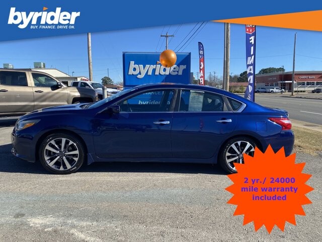 2016 Nissan Altima in Conway, AR 72032 - 2180748 2