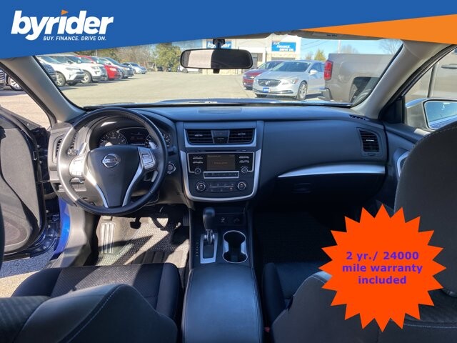 2016 Nissan Altima in Conway, AR 72032 - 2180748 7