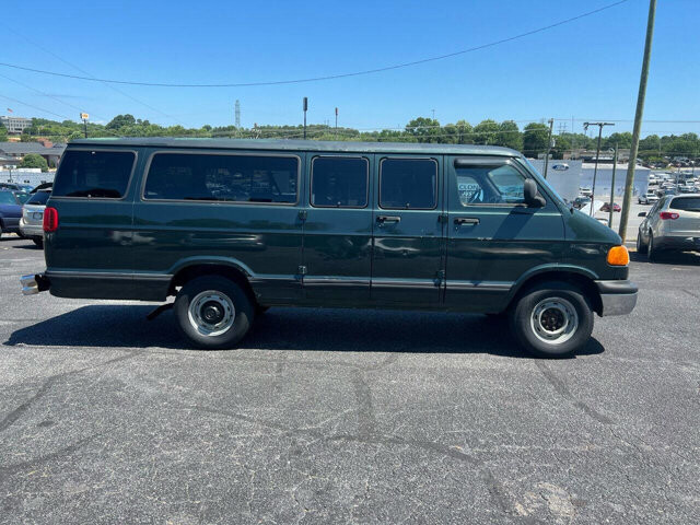 2000 Dodge B3500 in Hickory, NC 28602-5144 - 2181360 6