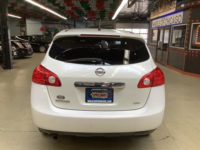 2012 Nissan Rogue in Chicago, IL 60659 - 2183129 4