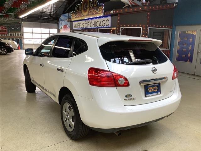 2012 Nissan Rogue in Chicago, IL 60659 - 2183129 3
