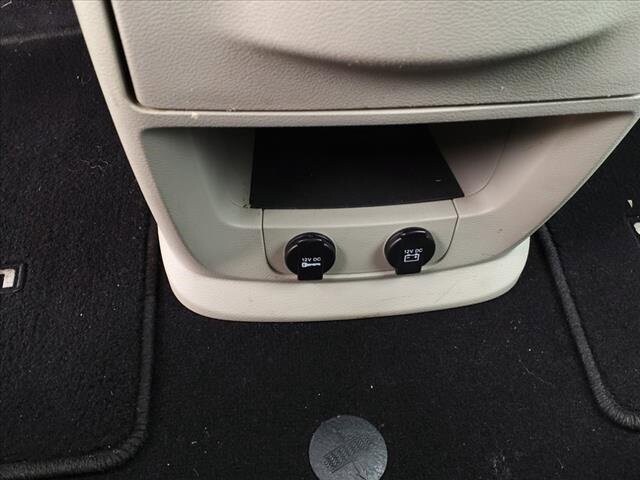 2017 Dodge Grand Caravan in Troy, IL 62294-1376 - 2193970 17