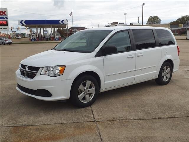 2017 Dodge Grand Caravan in Troy, IL 62294-1376 - 2193970 3