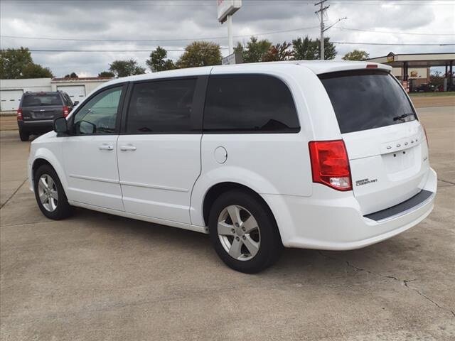 2017 Dodge Grand Caravan in Troy, IL 62294-1376 - 2193970 5