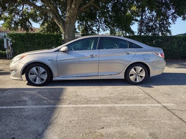 2013 Hyundai Sonata in Longwood, FL 32750 - 2194455