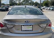 2013 Hyundai Sonata in Longwood, FL 32750 - 2194455 13