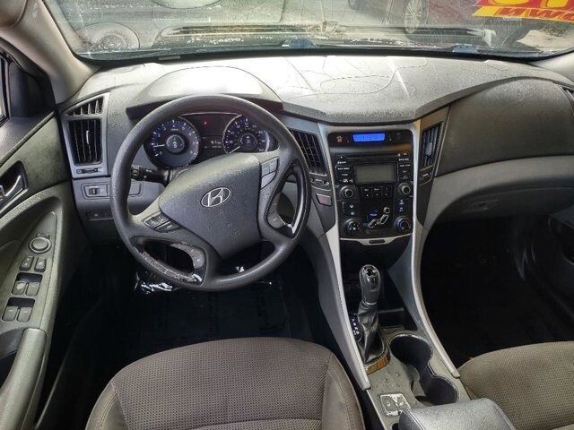 2013 Hyundai Sonata in Longwood, FL 32750 - 2194456 9
