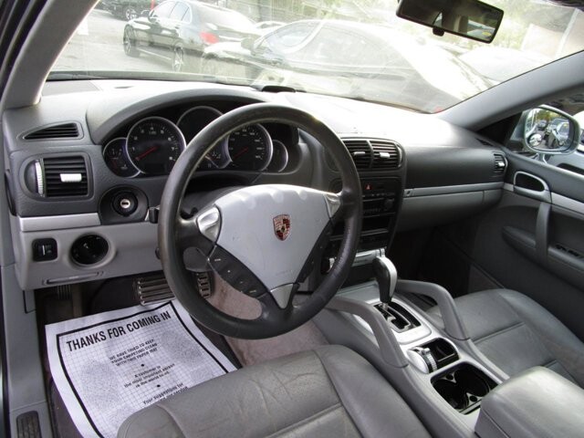 2004 Porsche Cayenne in Tampa, FL 33604-6914 - 2194480 11