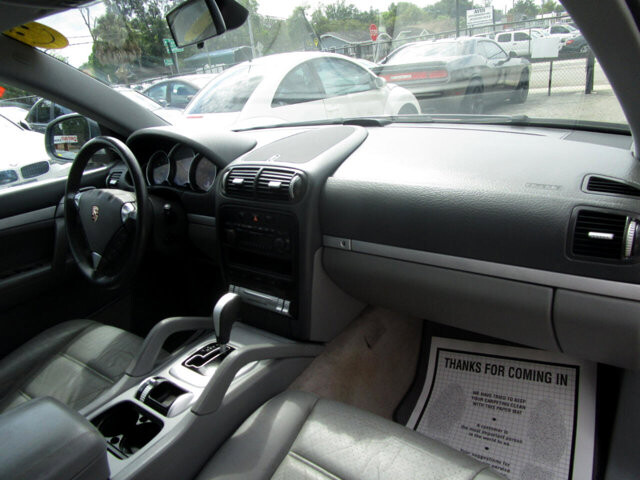 2004 Porsche Cayenne in Tampa, FL 33604-6914 - 2194480 38